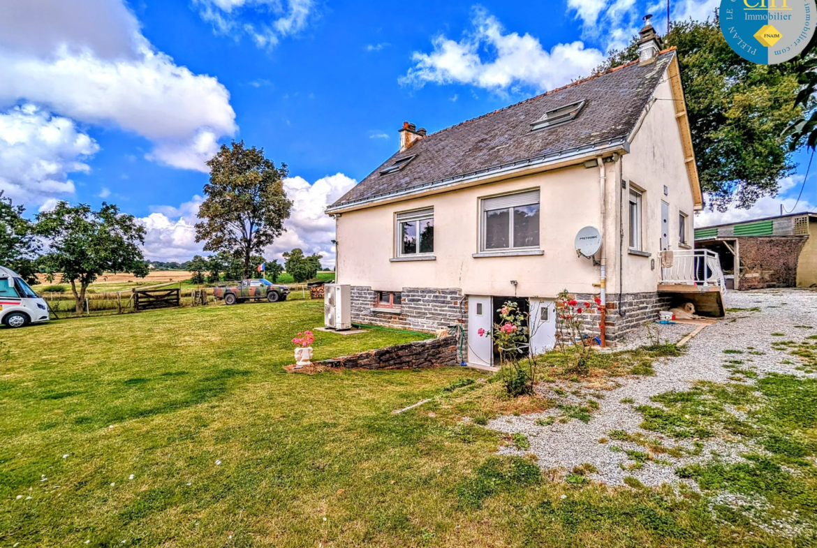 À Guer, maison 4 chambres avec terrain de 6331 m² 