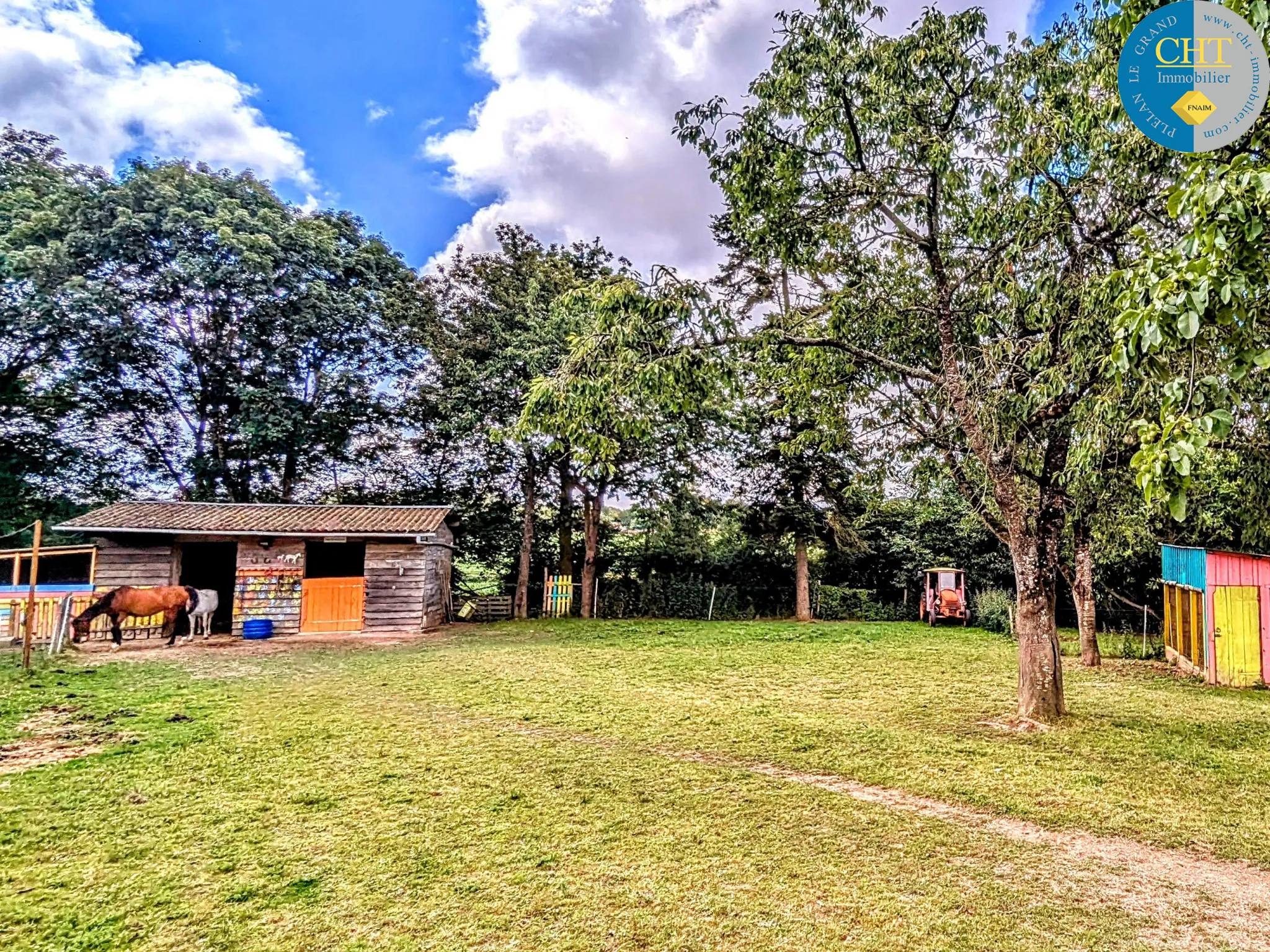 À Guer, maison 4 chambres avec terrain de 6331 m² 