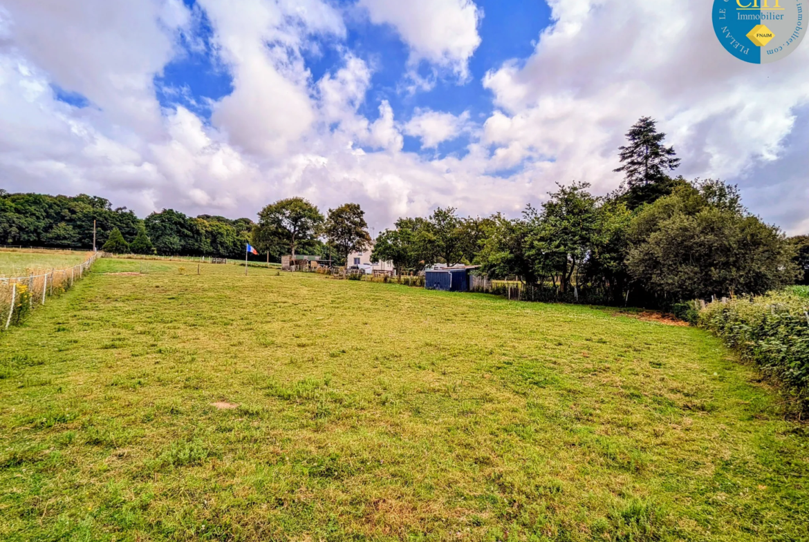 À Guer, maison 4 chambres avec terrain de 6331 m² 