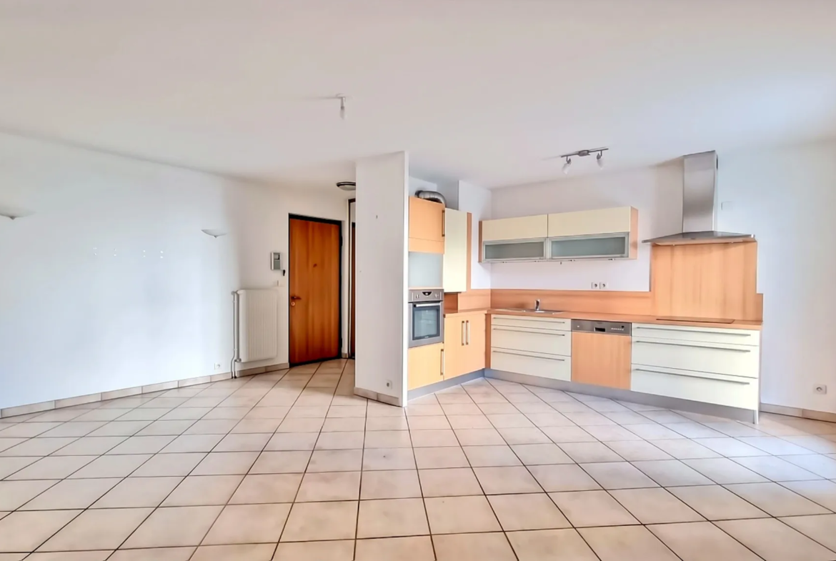 Bel Appartement F3 de 63 m² avec Balcon et Garage à Clermont-Ferrand 