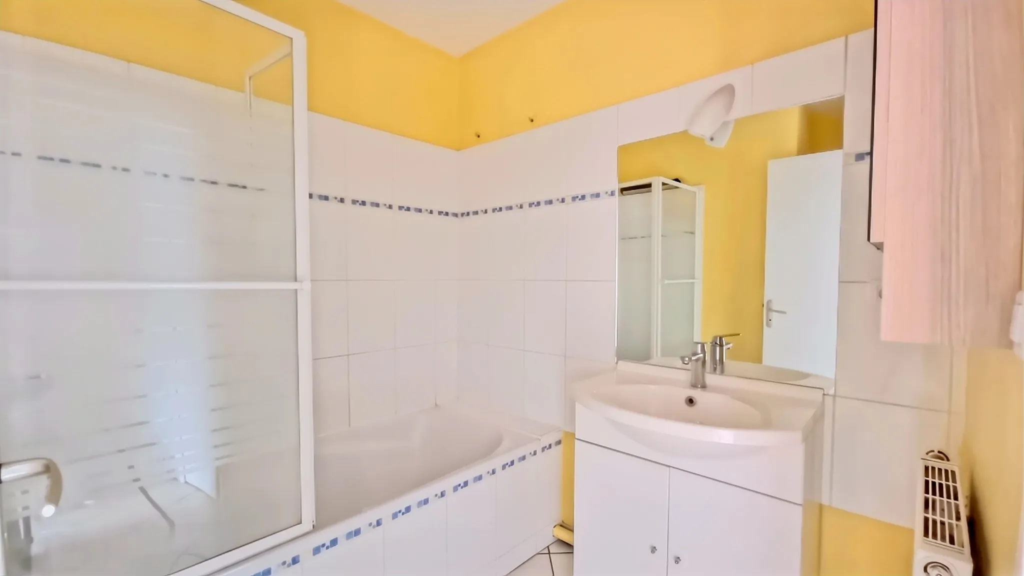 Bel Appartement F3 de 63 m² avec Balcon et Garage à Clermont-Ferrand 