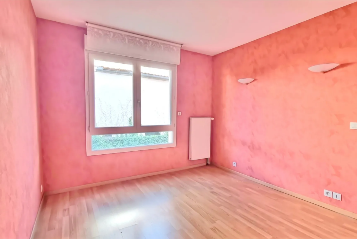 Bel Appartement F3 de 63 m² avec Balcon et Garage à Clermont-Ferrand 