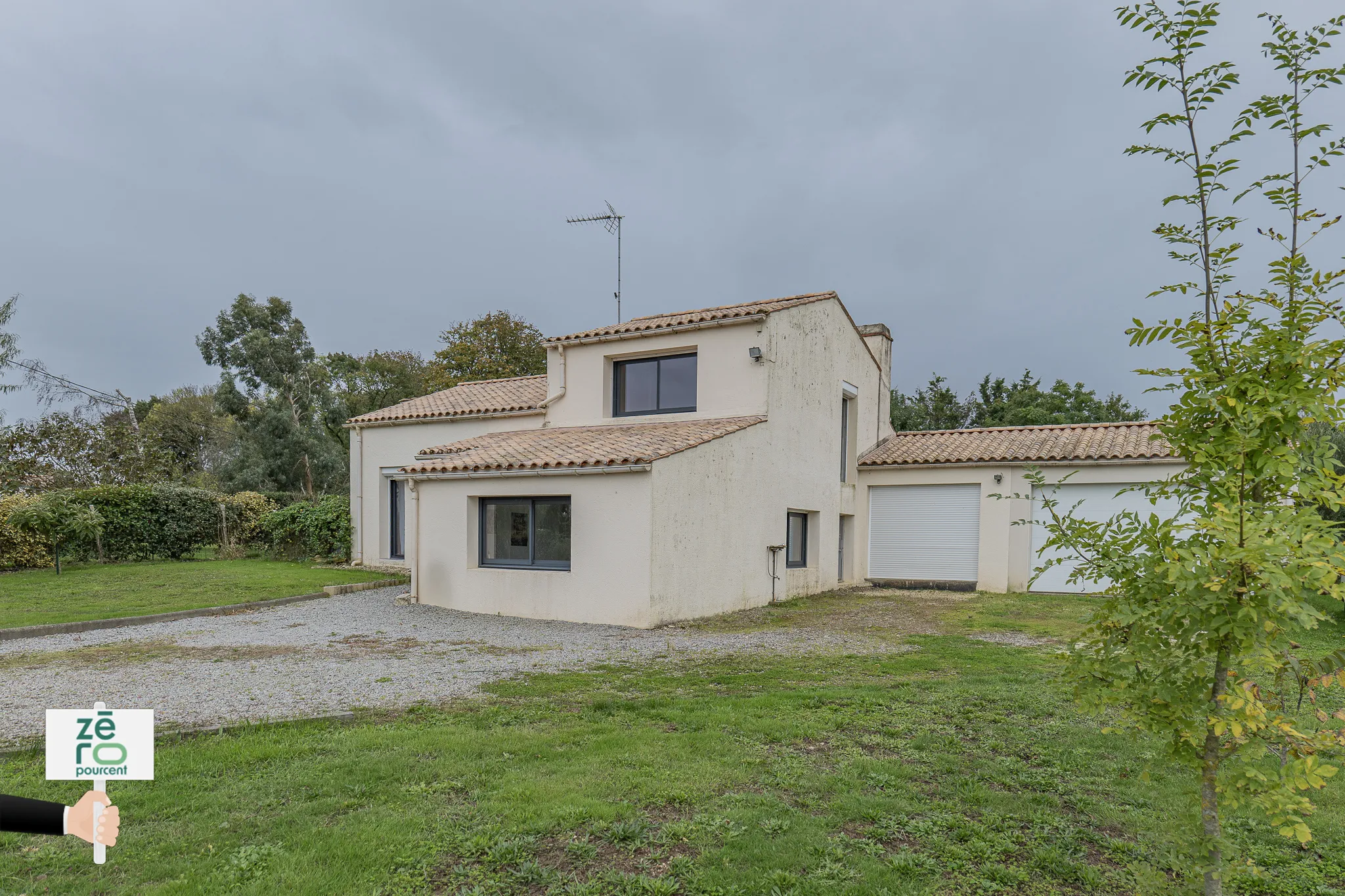 Lairoux : Maison lumineuse avec 3 chambres et jardin 