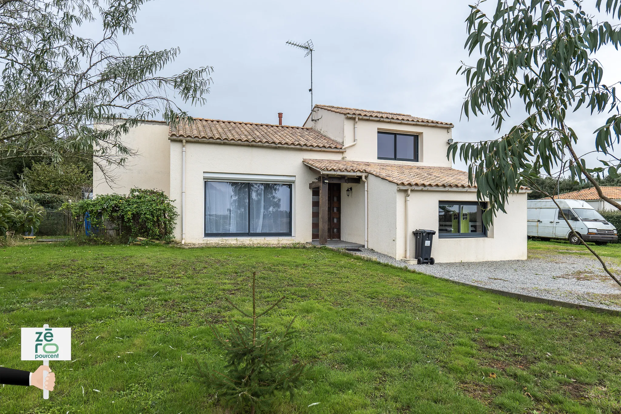 Lairoux : Maison lumineuse avec 3 chambres et jardin 