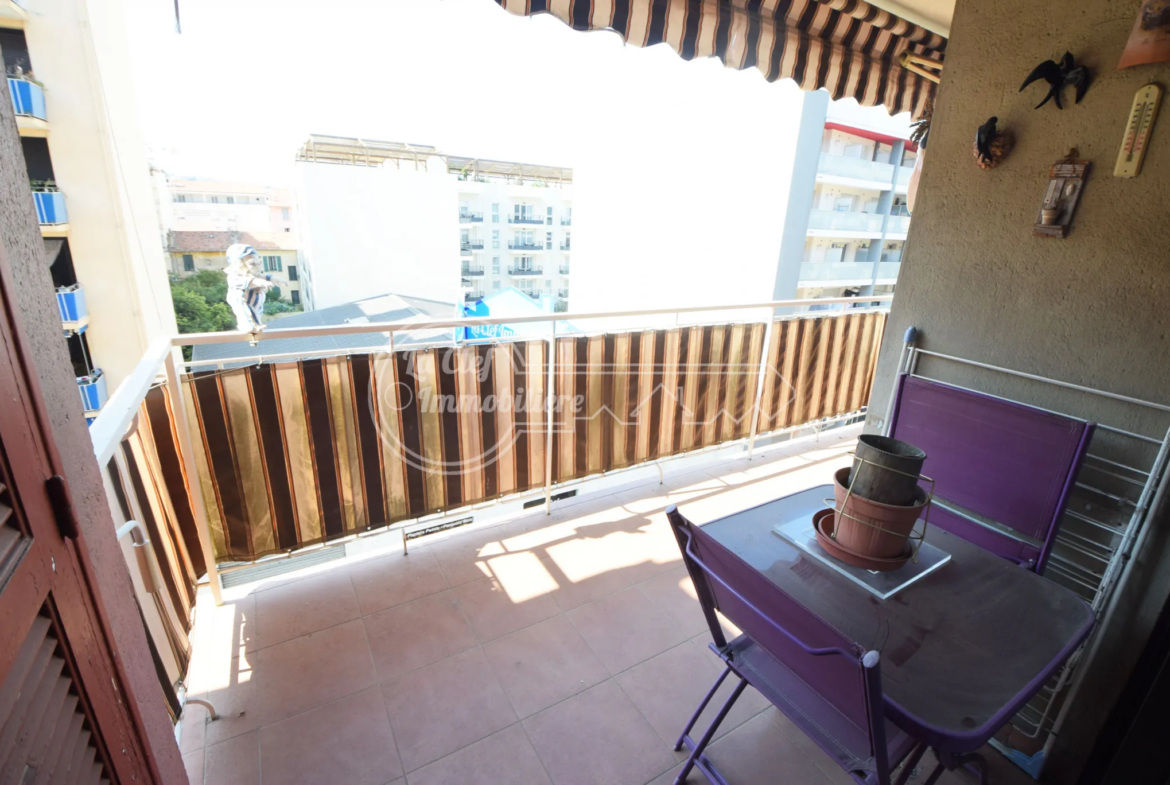 À vendre : Appartement 3 pièces 66 m² avec terrasse à Nice St Roch 