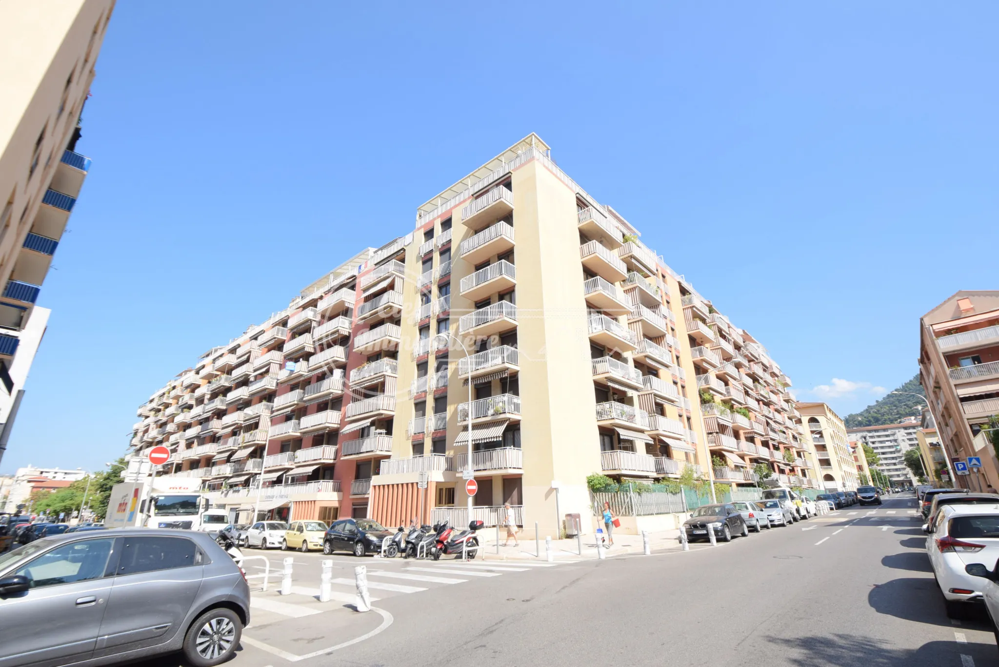 À vendre : Appartement 3 pièces 66 m² avec terrasse à Nice St Roch 