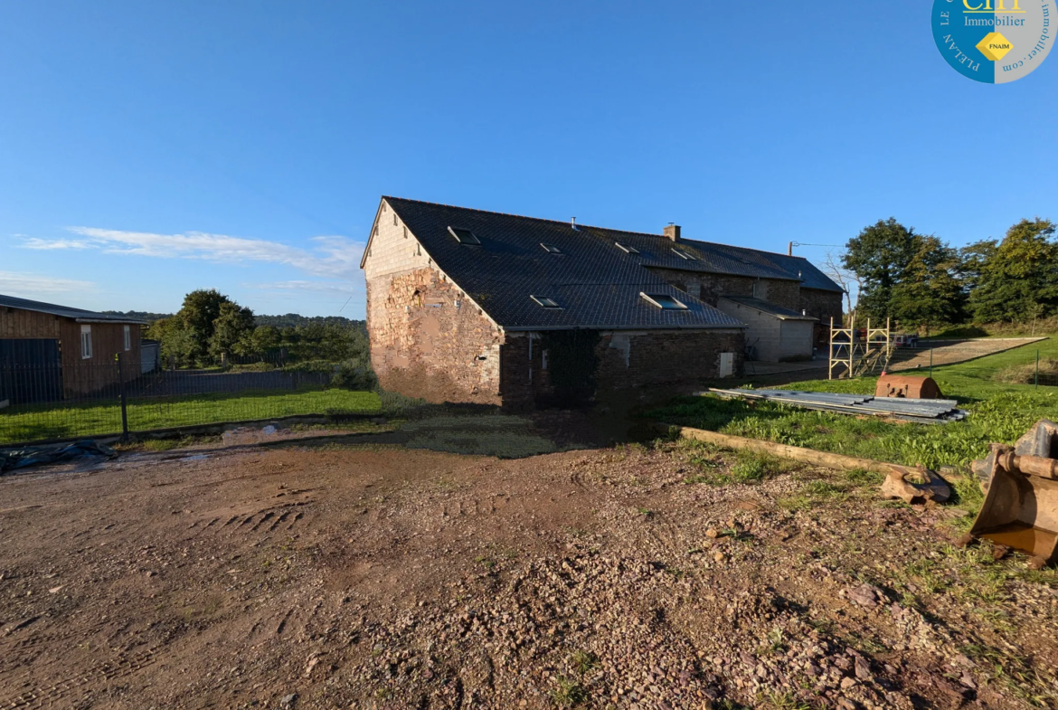 Longère rénovée avec 3 chambres à Treffendel 