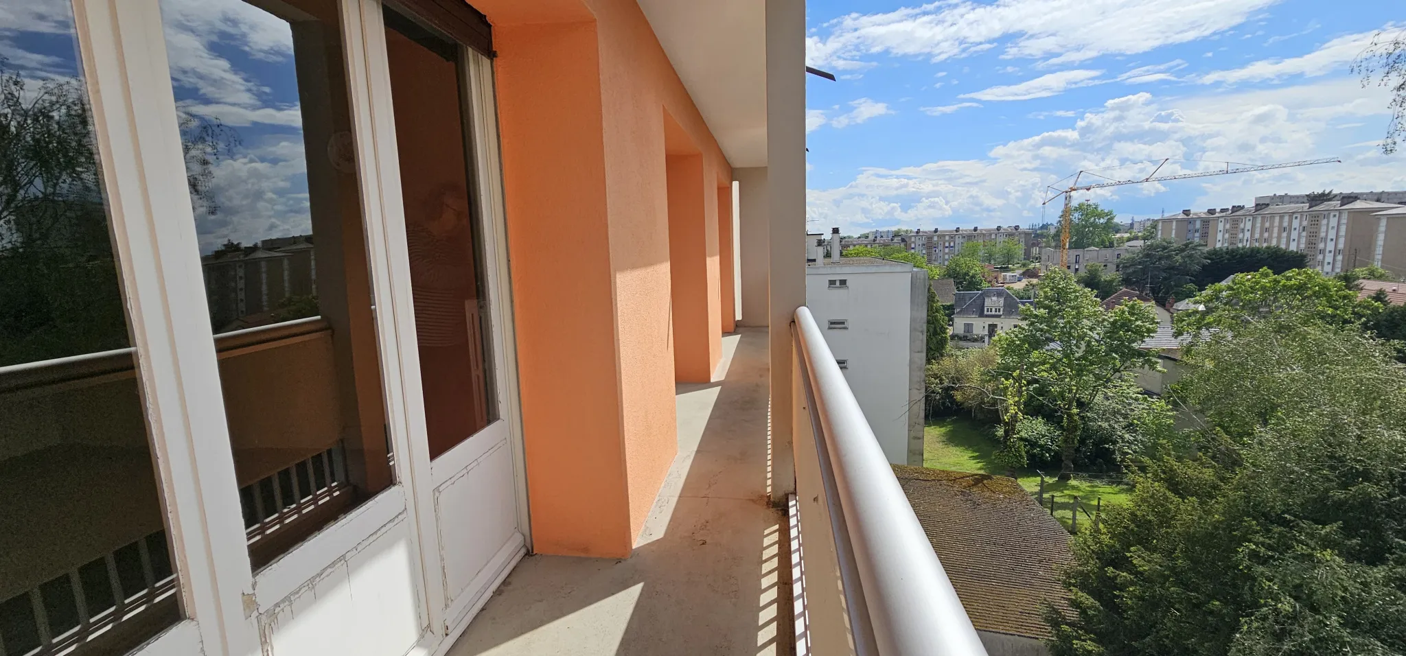 Appartement F3 à vendre à Nevers avec balcon et garage 