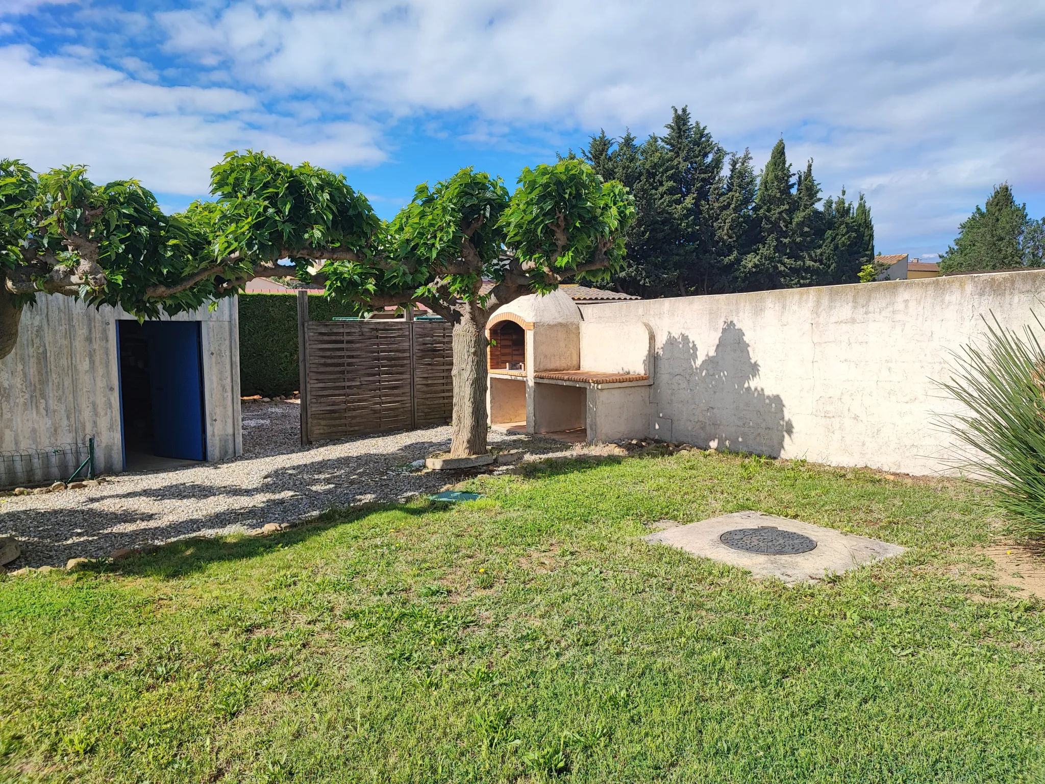 Villa avec piscine à Paraza près de Narbonne à vendre 