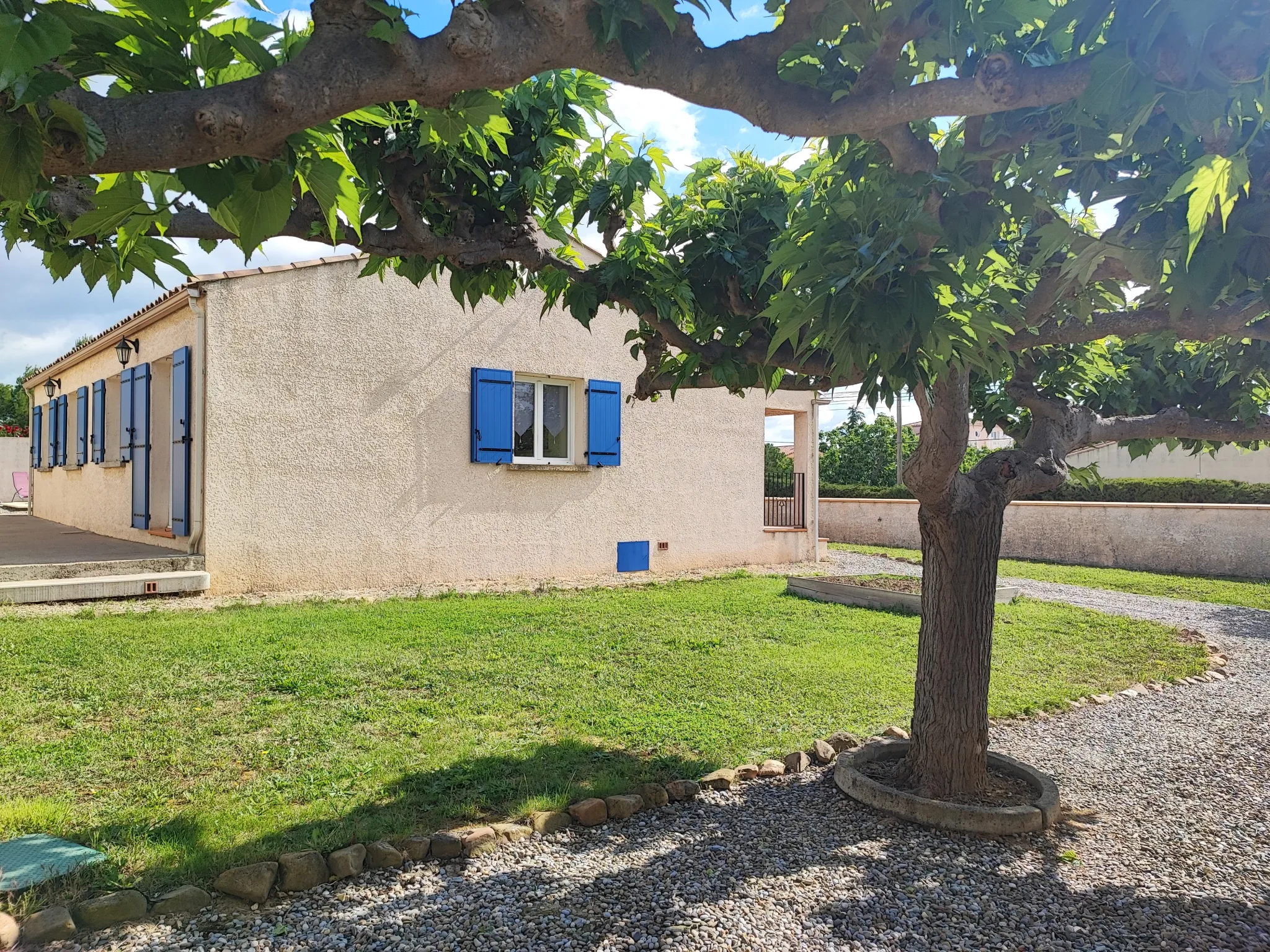 Villa avec piscine à Paraza près de Narbonne à vendre 