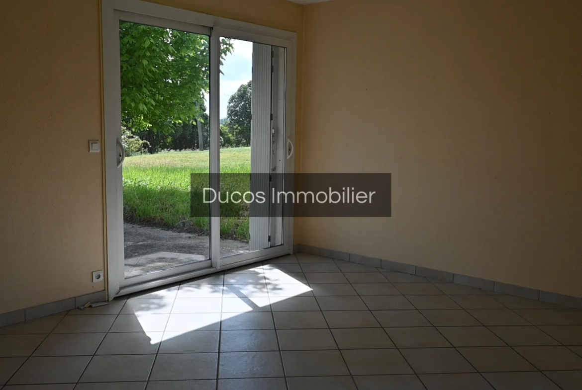 Maison accessible à Lamothe-Landerron, 132500 € 