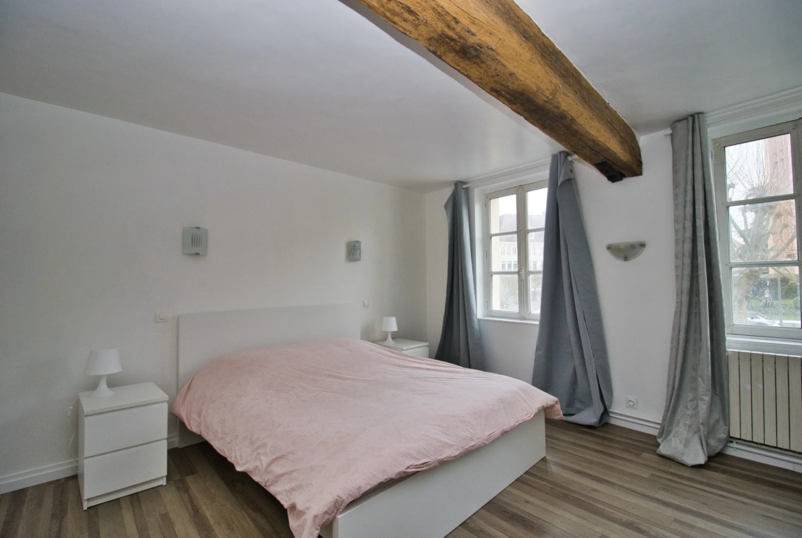 À vendre : Appartement F6 duplex rénové au cœur d'Yvetot 