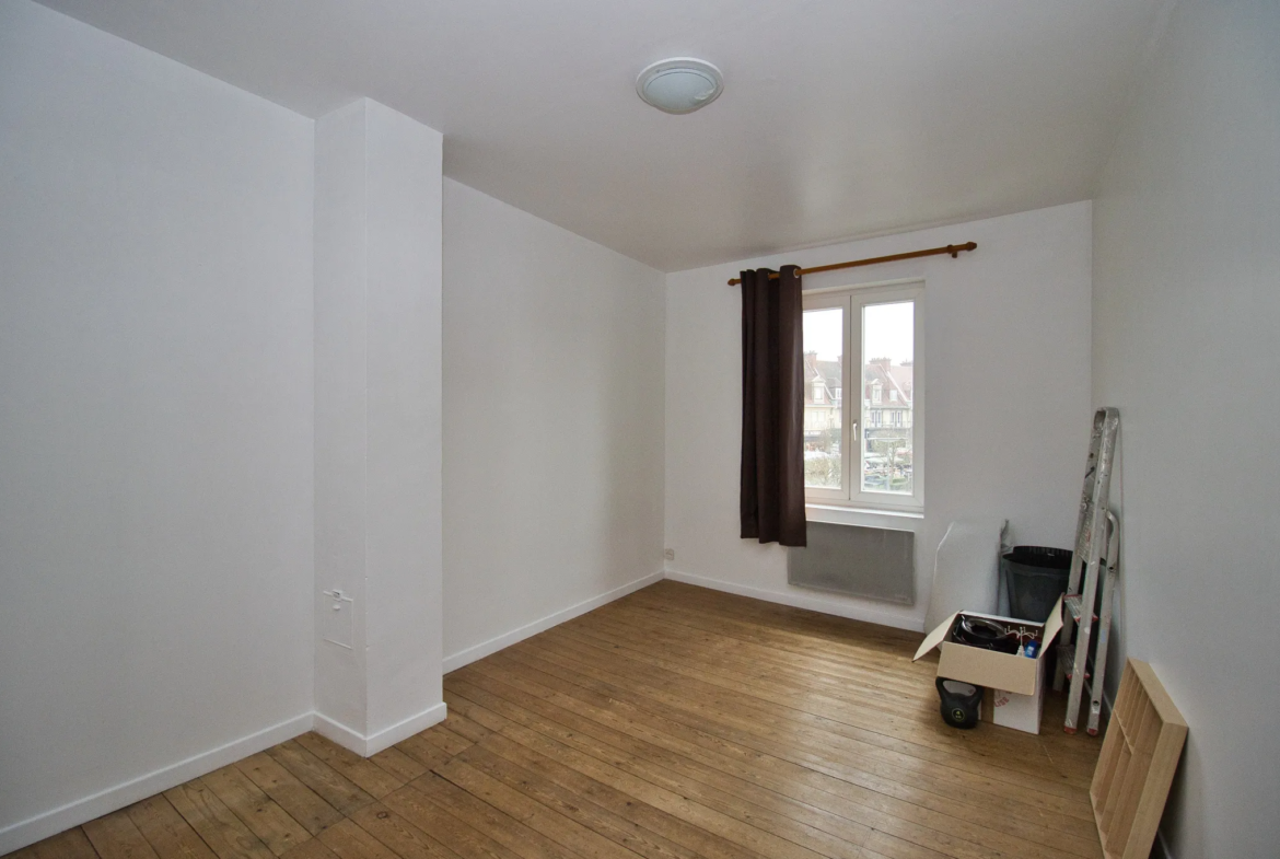 À vendre : Appartement F6 duplex rénové au cœur d'Yvetot 