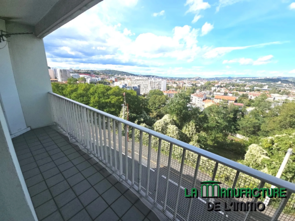 Appartement F3 traversant avec deux balcons à Saint-Étienne - Monthieu