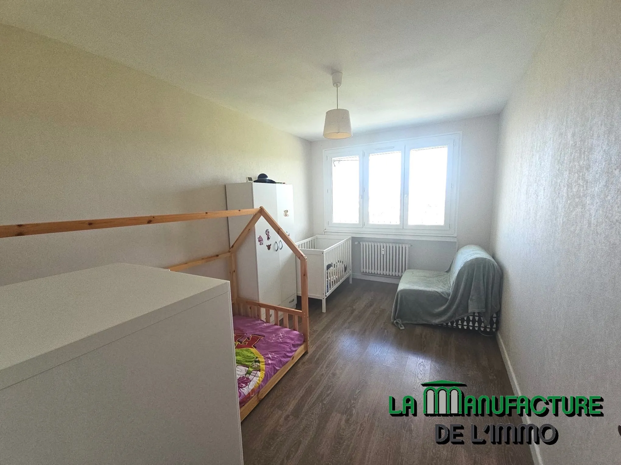 Appartement F3 traversant avec deux balcons à Saint-Étienne - Monthieu 