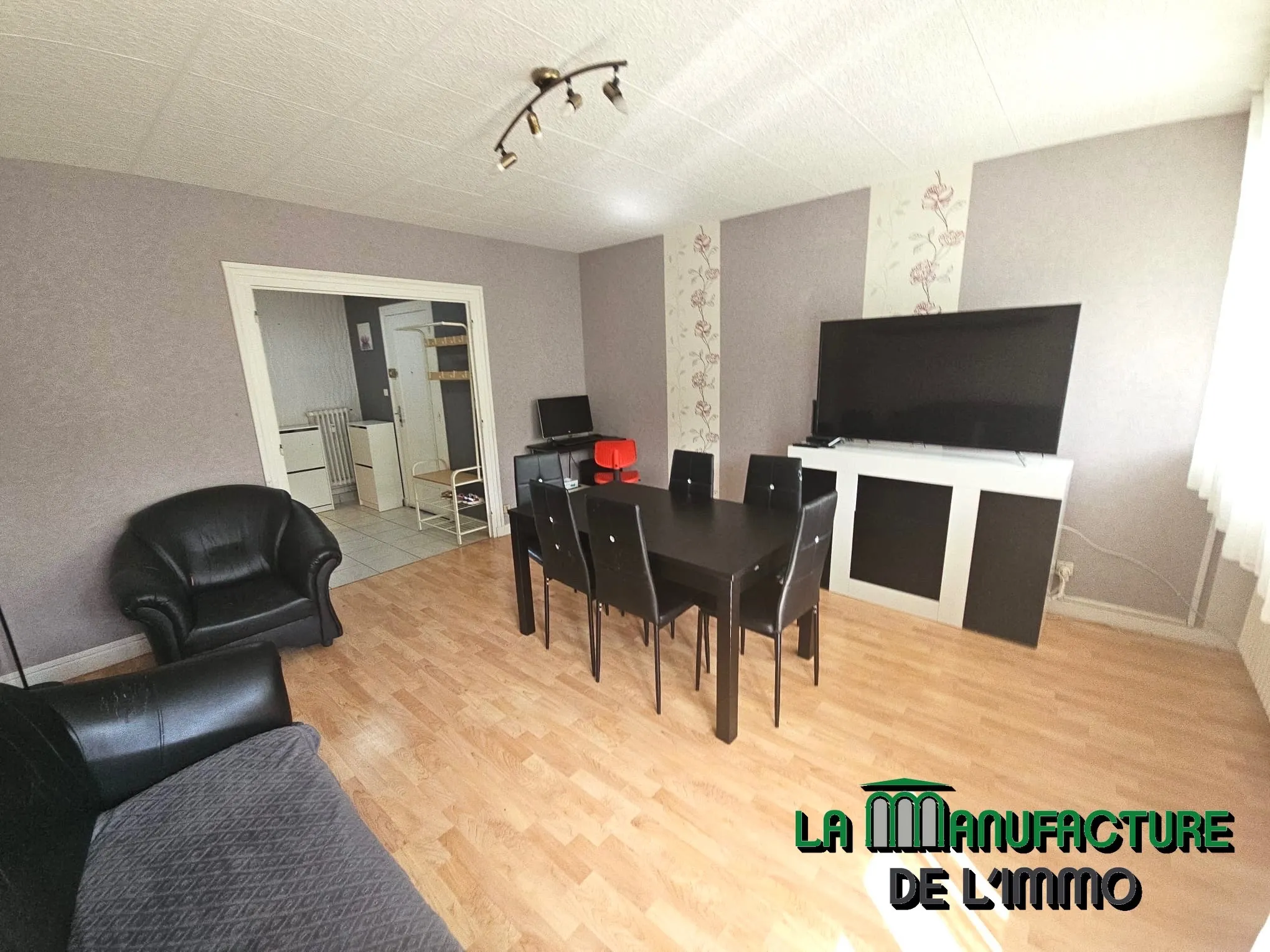 Appartement F3 traversant avec deux balcons à Saint-Étienne - Monthieu 