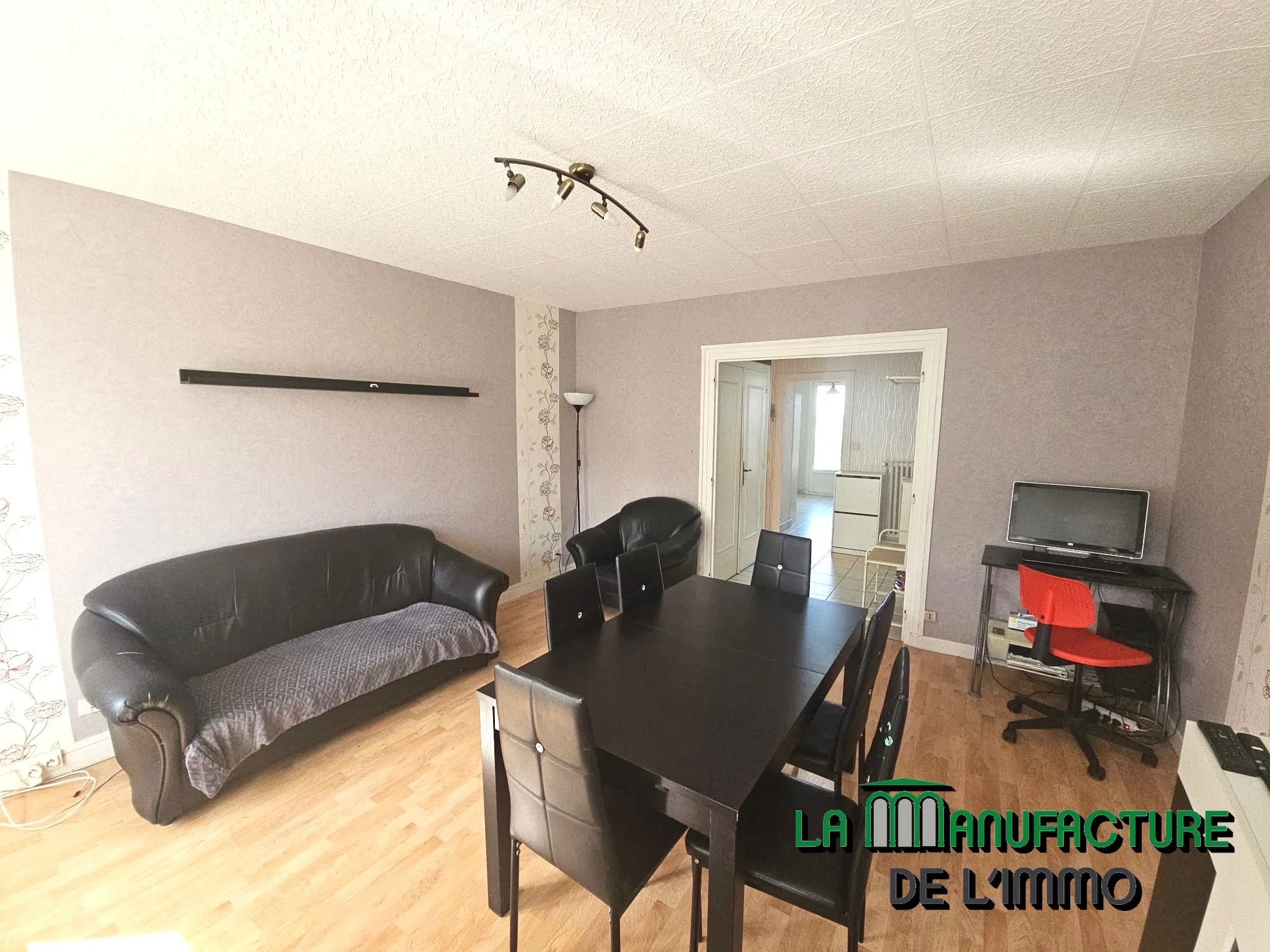 Appartement F3 traversant avec deux balcons à Saint-Étienne - Monthieu 