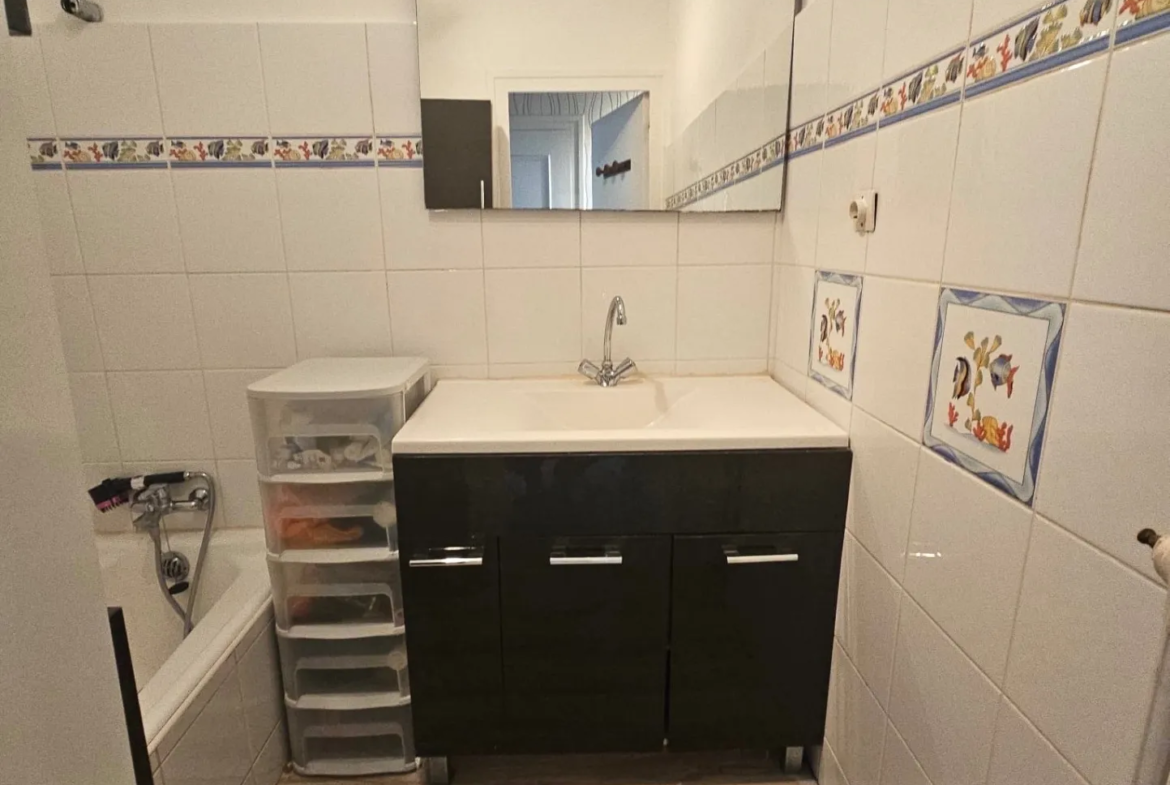 Appartement F3 traversant avec deux balcons à Saint-Étienne - Monthieu 