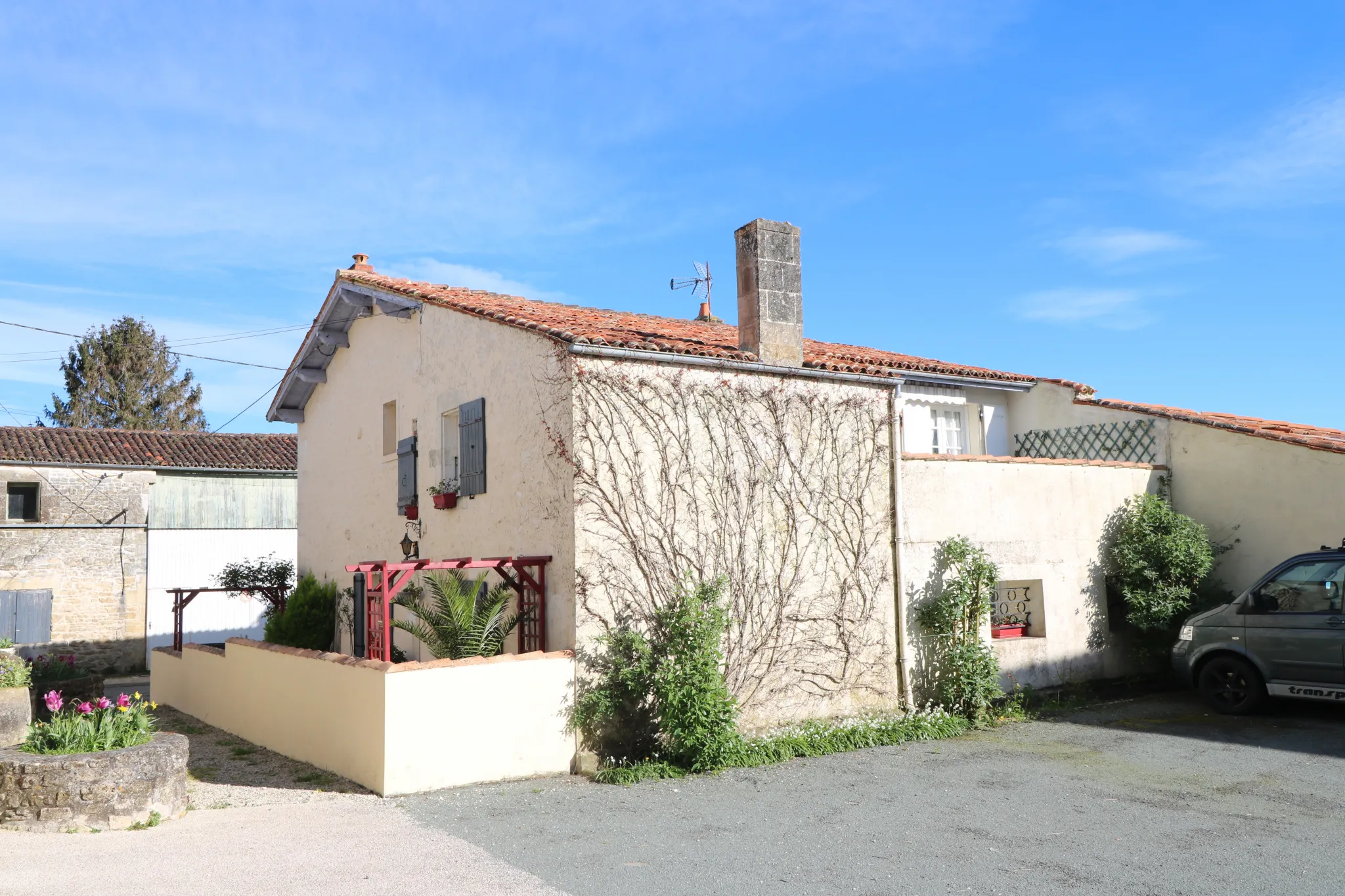 Maison 6 pièces 168 m² avec garage à Archingeay 