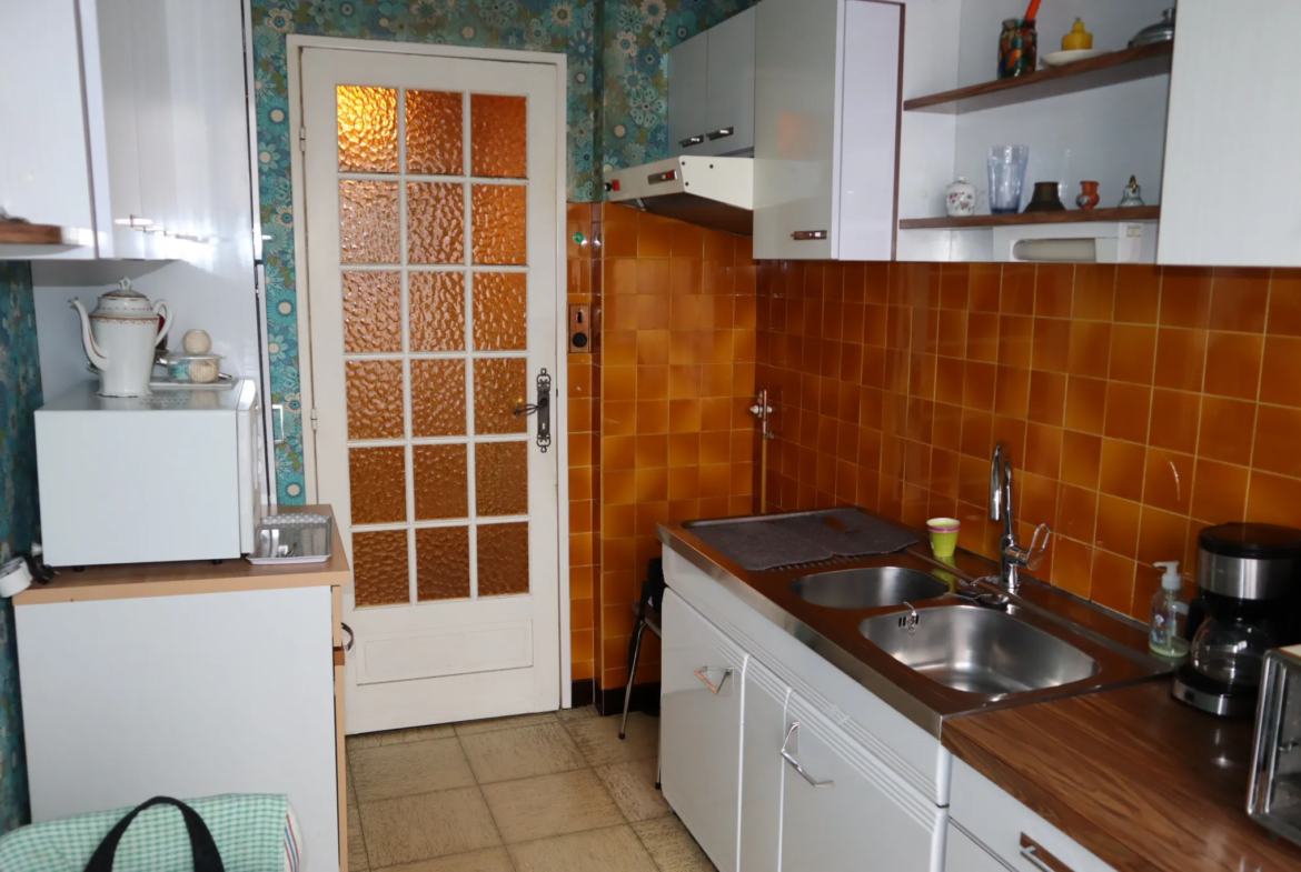 Appartement lumineux à vendre en centre-ville d'Autun 