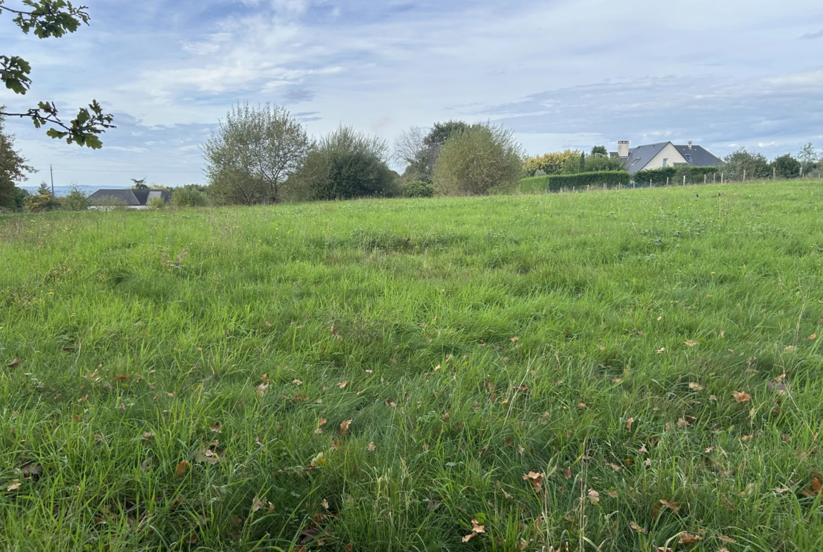 Terrain à bâtir à vendre à Donzenac en Corrèze 