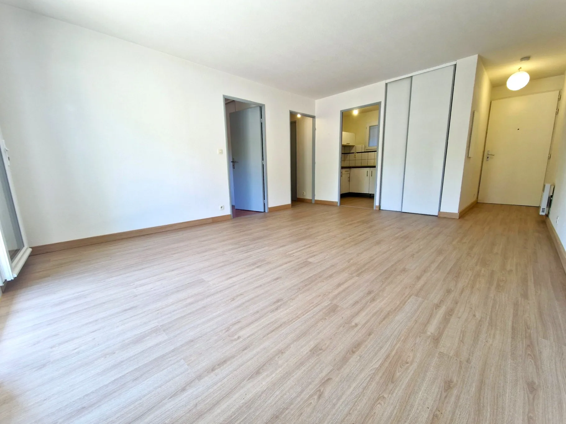 Appartement T2 de 47 m2 à vendre à Cambo les Bains avec parking 