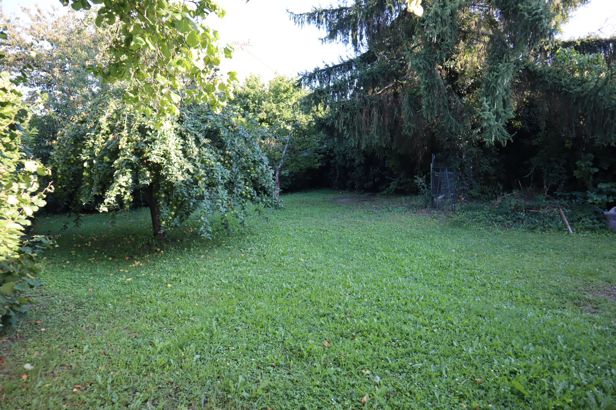 Maison avec deux appartements à vendre à Autun 