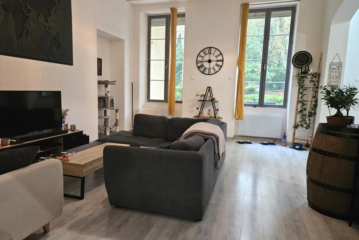 Charmant appartement de 93 m² à Bollène au cœur d'un parc 