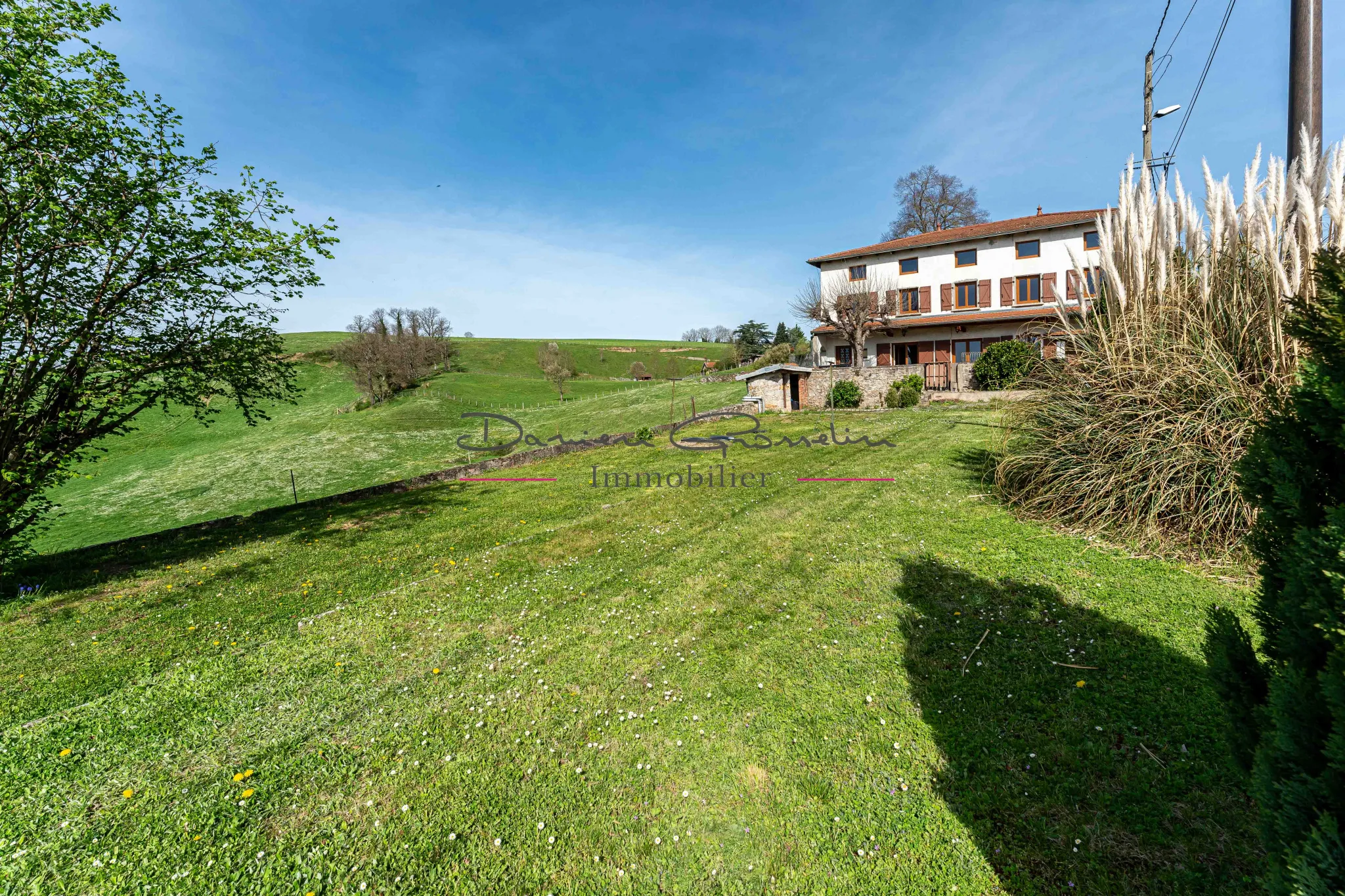 Grande maison avec terrain à Amplepuis 