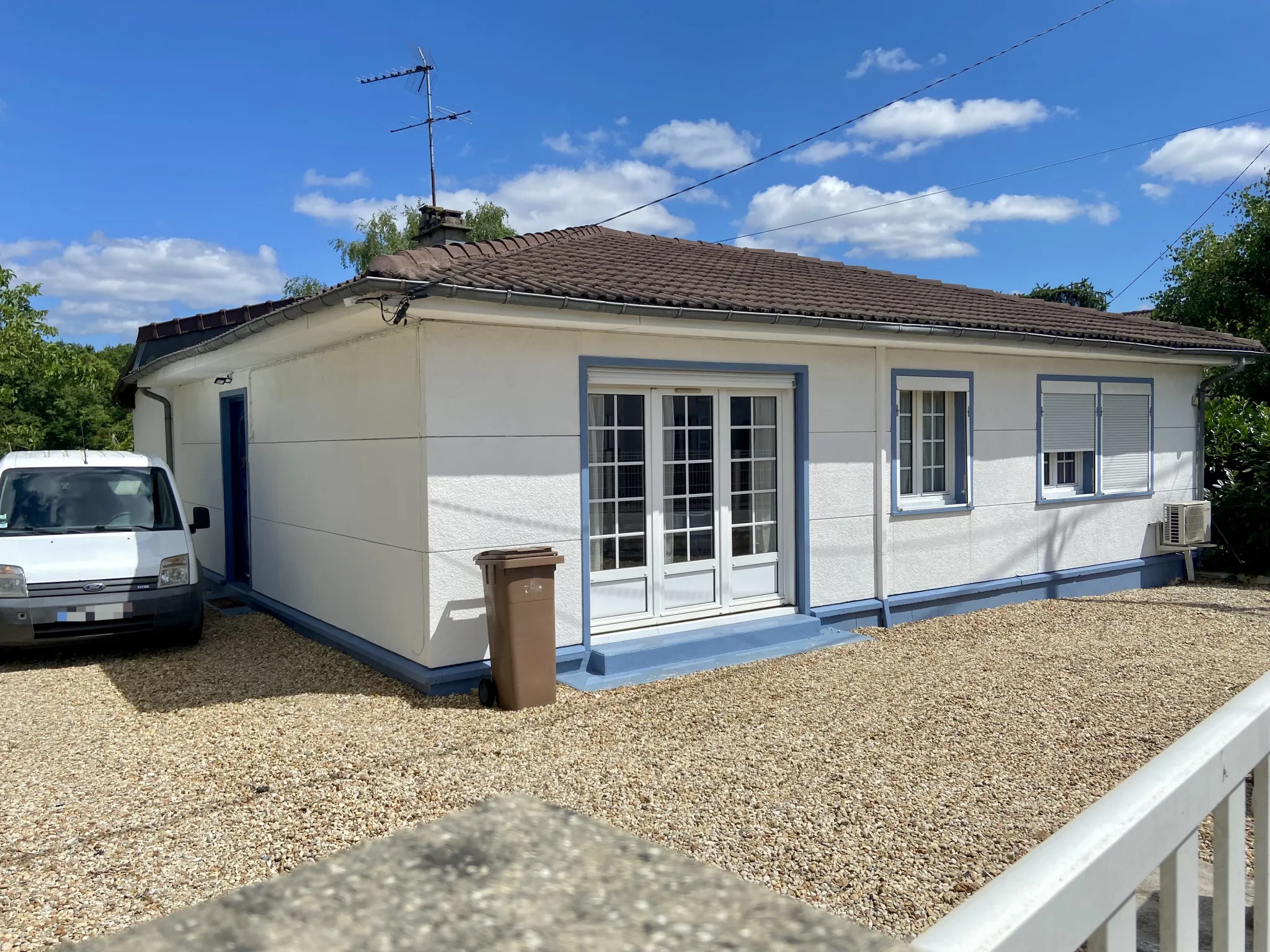 Maison plain-pied avec studio indépendant à Vierzon 