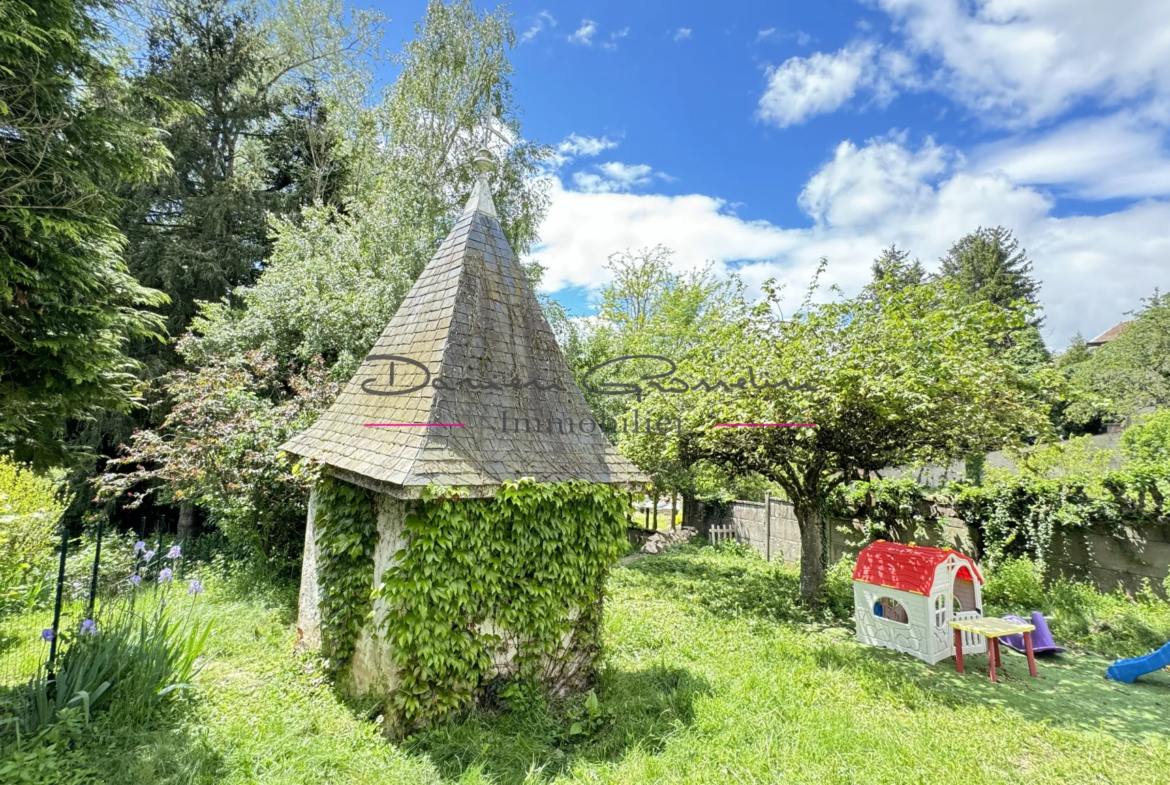 Maison en Pierre de 155 m² à Amplepuis - Idéale pour Famille 