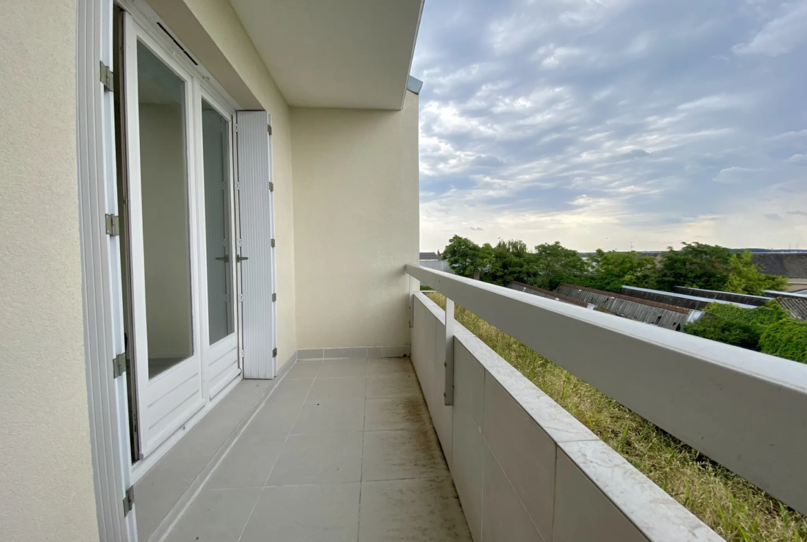 Appartement 3 pièces avec balcon en résidence sécurisée - Vierzon 