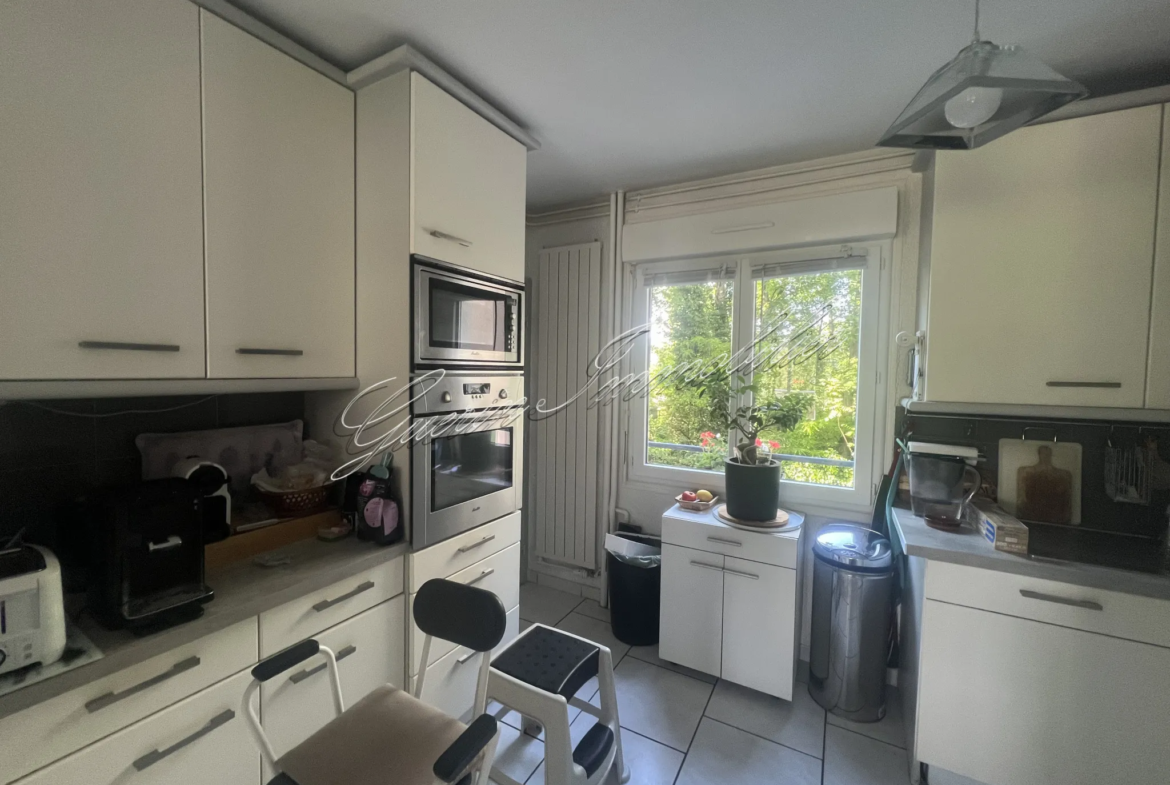 Vente Appartement T5 à Nevers - Excellent état avec Balcon 