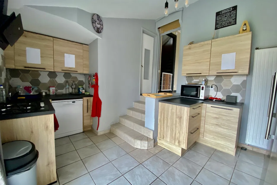 À vendre : Maison semi-individuelle à Hautmont de 90m2 