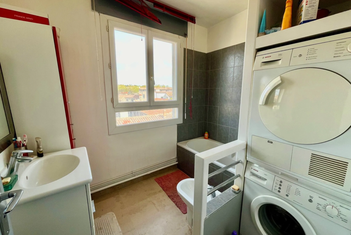 Appartement de type 3 en vente à Nîmes avec garage et cave 