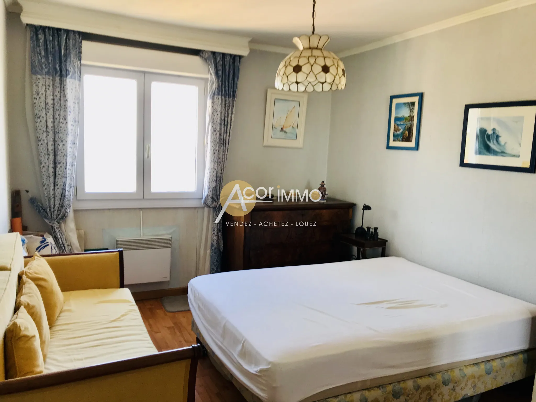 Appartement Lumineux 88m2 avec Place de Parking et Cave à La Seyne-sur-Mer 