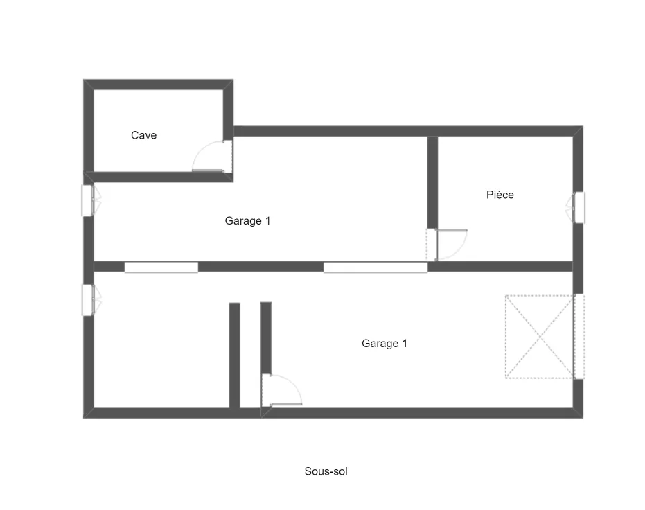 Maison familiale de plain-pied avec piscine à Soulgé sur Ouette 