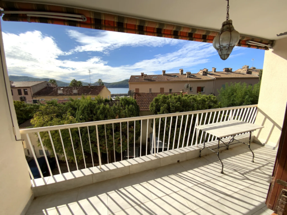 Appartement avec vue mer à vendre à Saint Cyr sur Mer