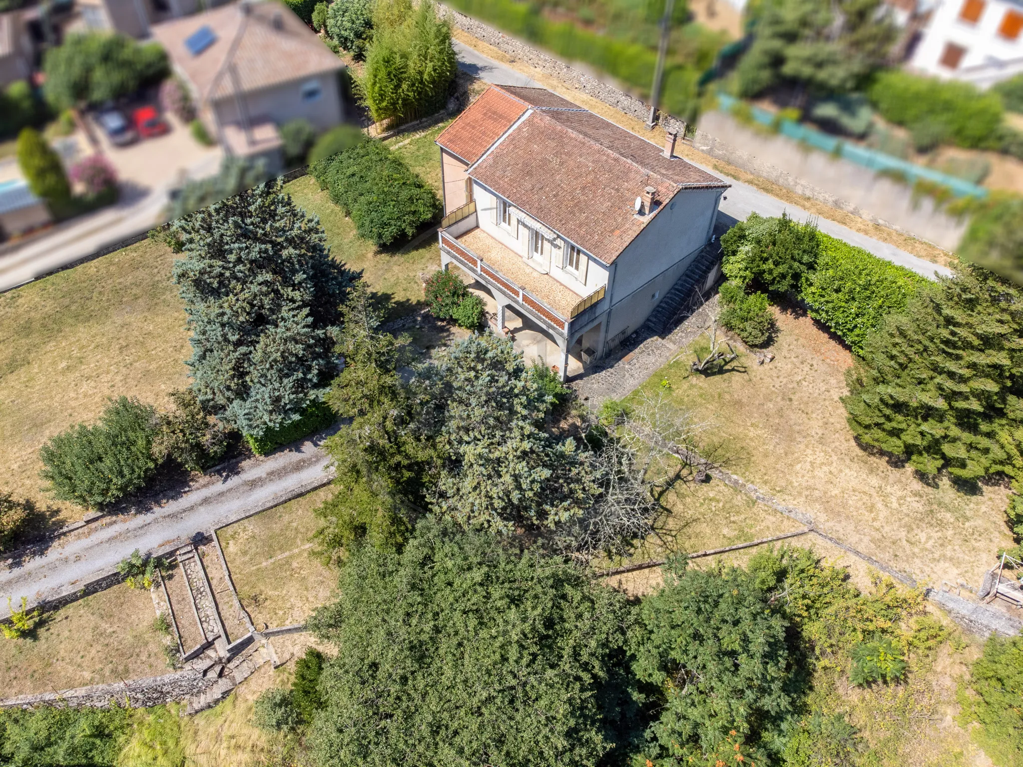 Maison spacieuse de 106m² avec terrain de 2546m² à Coux 