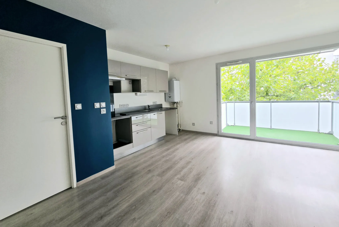 Appartement T2 à vendre avec parking à Loos - 159 500 € 