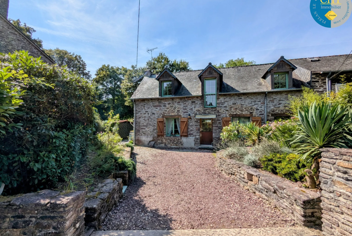 Longère en Pierre avec Jardin à Vendre à Beignon (56380) 