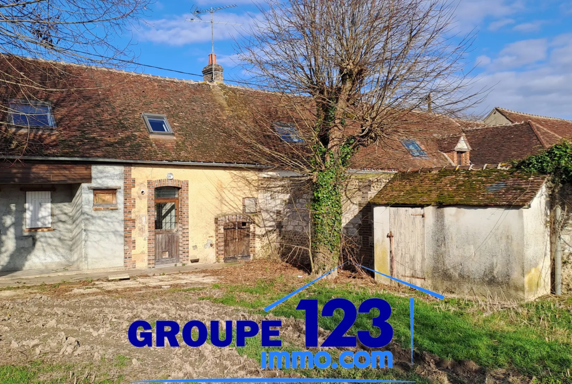 Ensemble de deux habitations à Champvallon - 141 500 € 