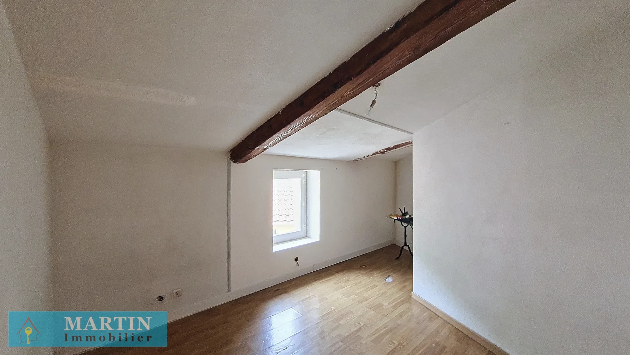 Vente de 2 appartements T2 et T4 à Ceret, centre historique 