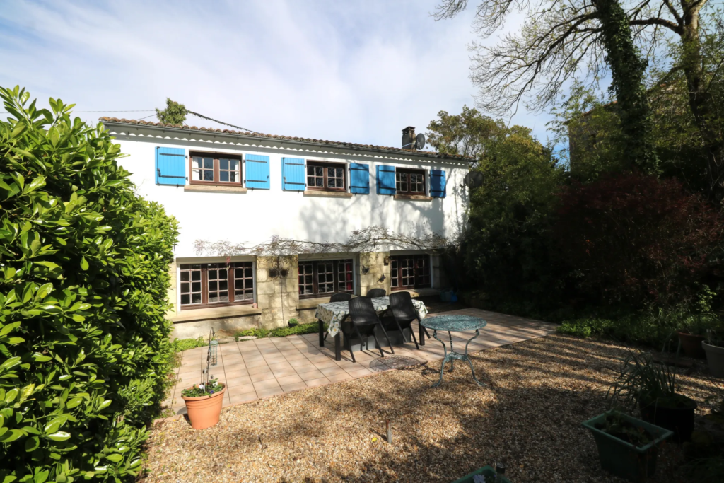 Maison 3 chambres avec jardin à Crazannes