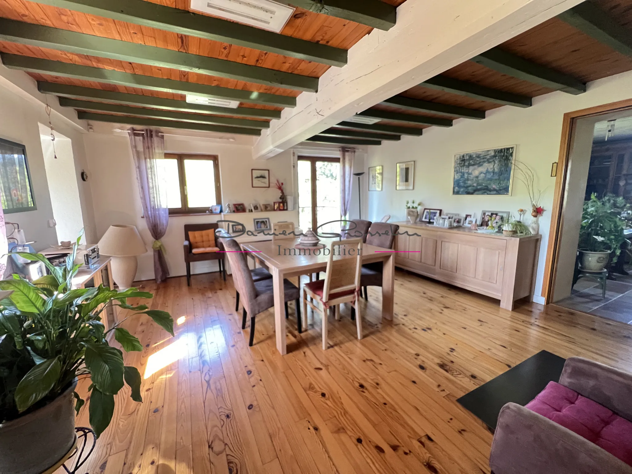 Charmante maison en pierre à Amplepuis - 180 m² habitables 