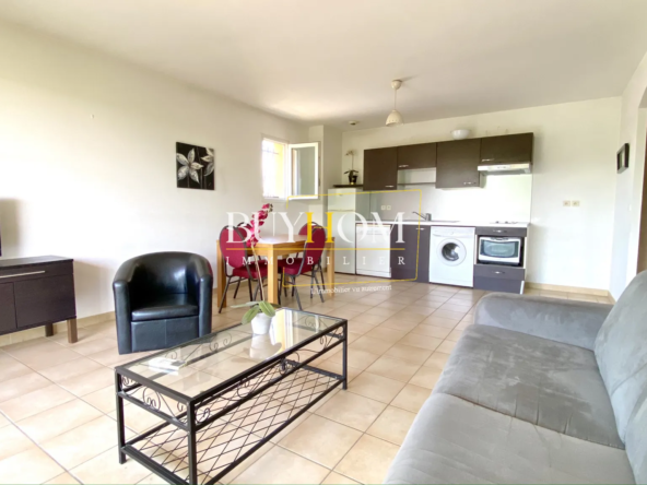 Appartement T2 avec balcon à L'Isle-sur-la-Sorgue