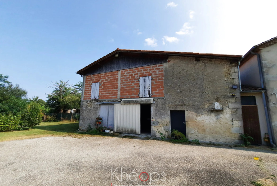 Maison Bourgeoise avec Parc Arboré à Sauveterre de Guyenne 