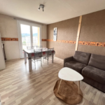 À vendre : appartement F3 à Saint-Étienne avec balcon et vue dégagée