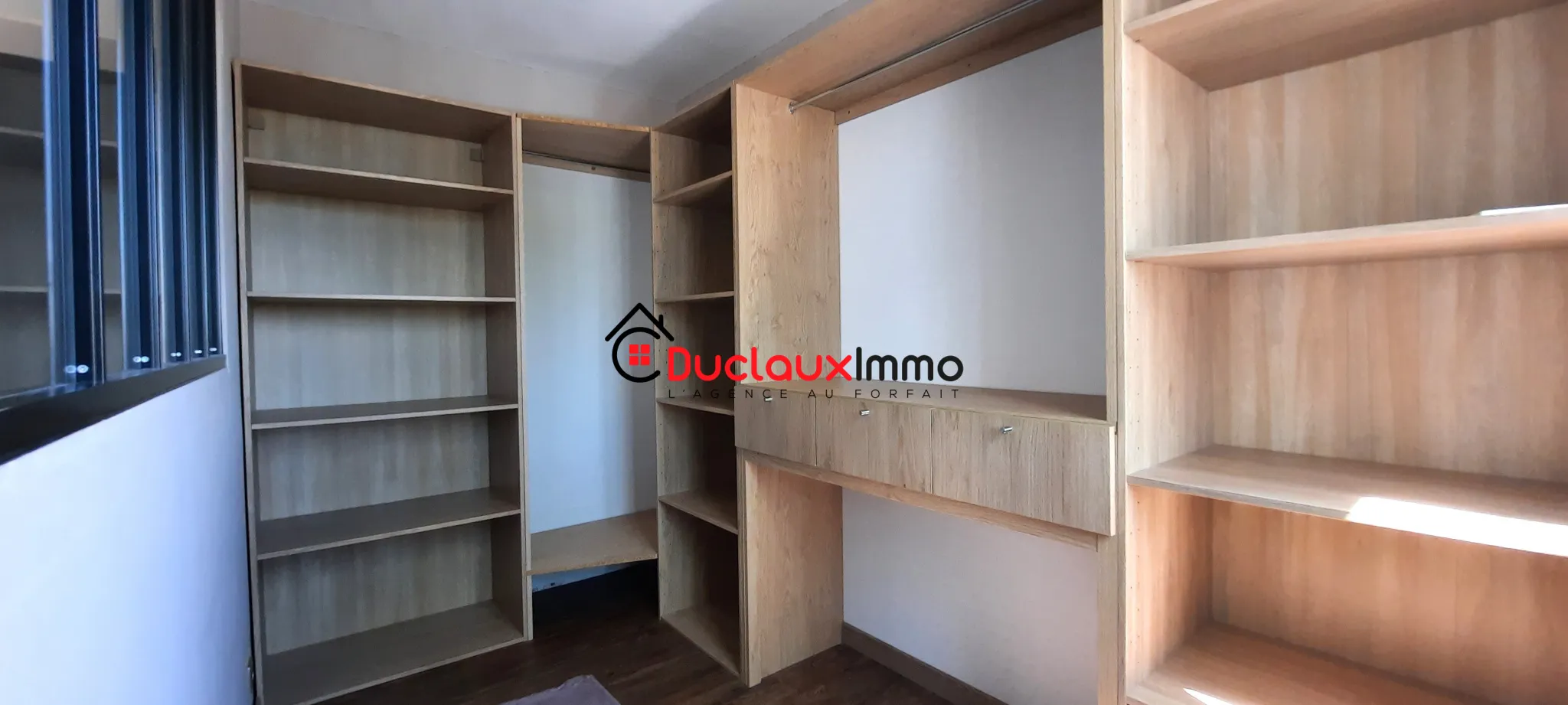 Appartement T2 avec Balcon, Cave & Garage à Aurillac 