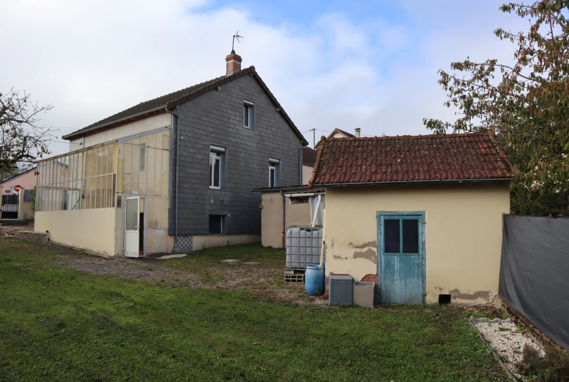 Maison à vendre à Autun - Quartier du Parc, 4 chambres sur 501 m² 